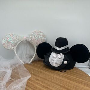 Disney Mickey & Minnie Mouse Wedding Groom and Bride Ears Hat Set Tuxedo.